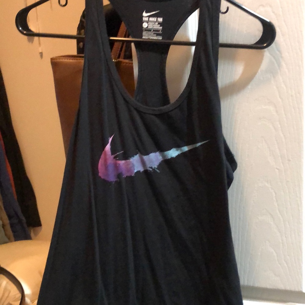 Nike tank
